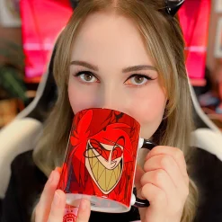 Alastor Mok voor Hazbin Hotel Fans