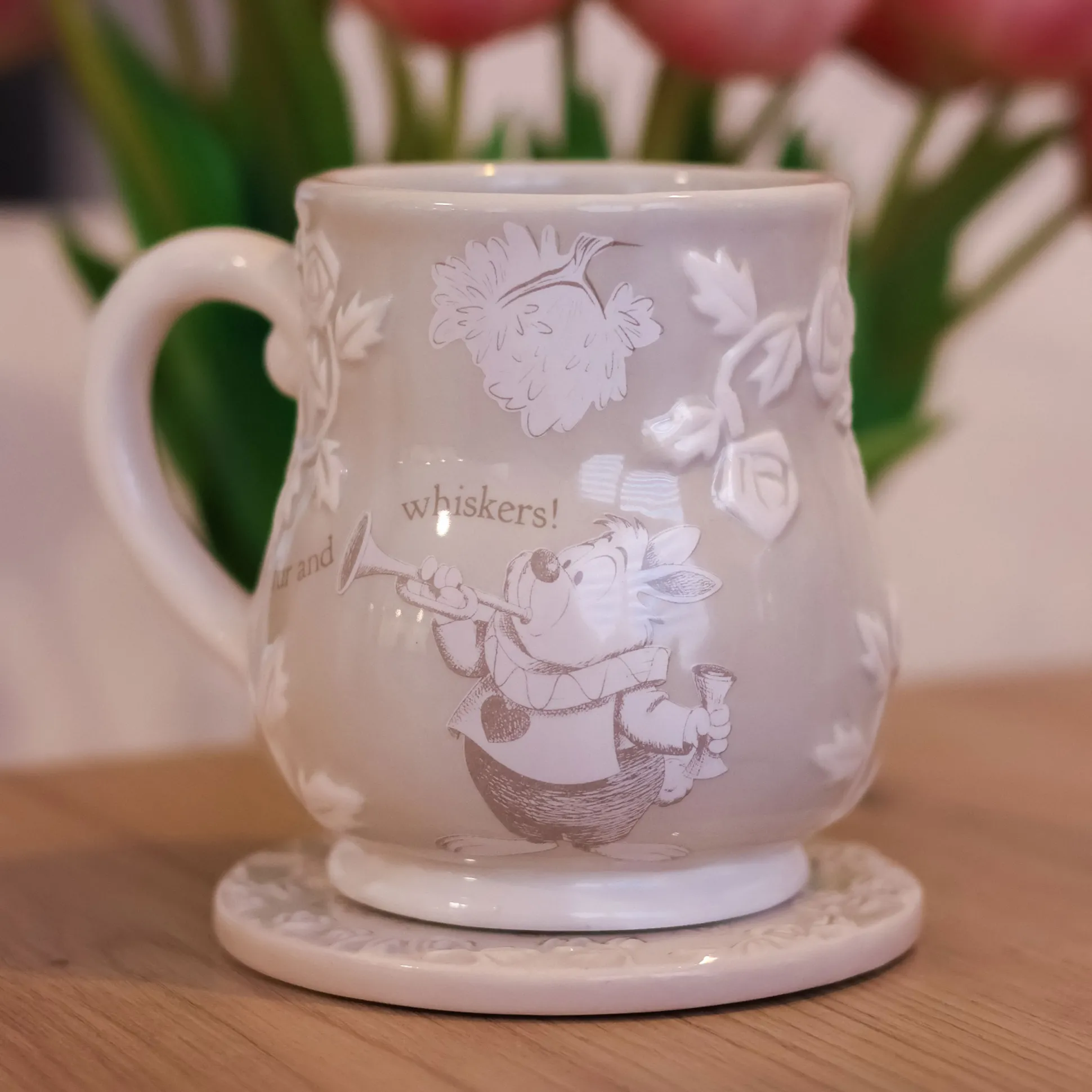 Alice in Wonderland - Witte Konijn Relief Mok