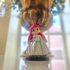 Ariël - De kleine zeemeermin in witte jurk Q Posket figuur 7 cm Versie E