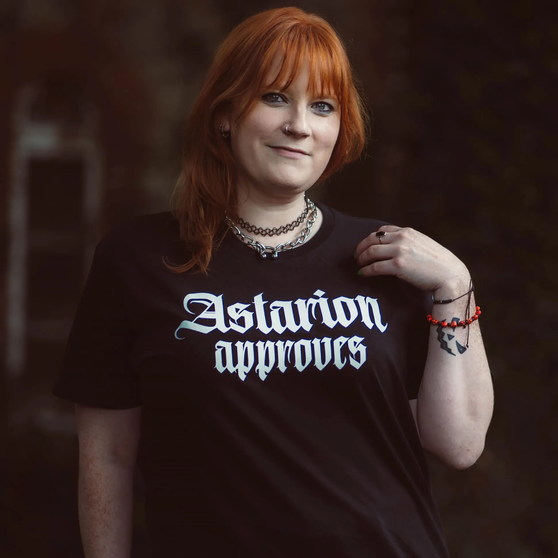 Astarion Approves T-Shirt voor Baldur's Gate Fans