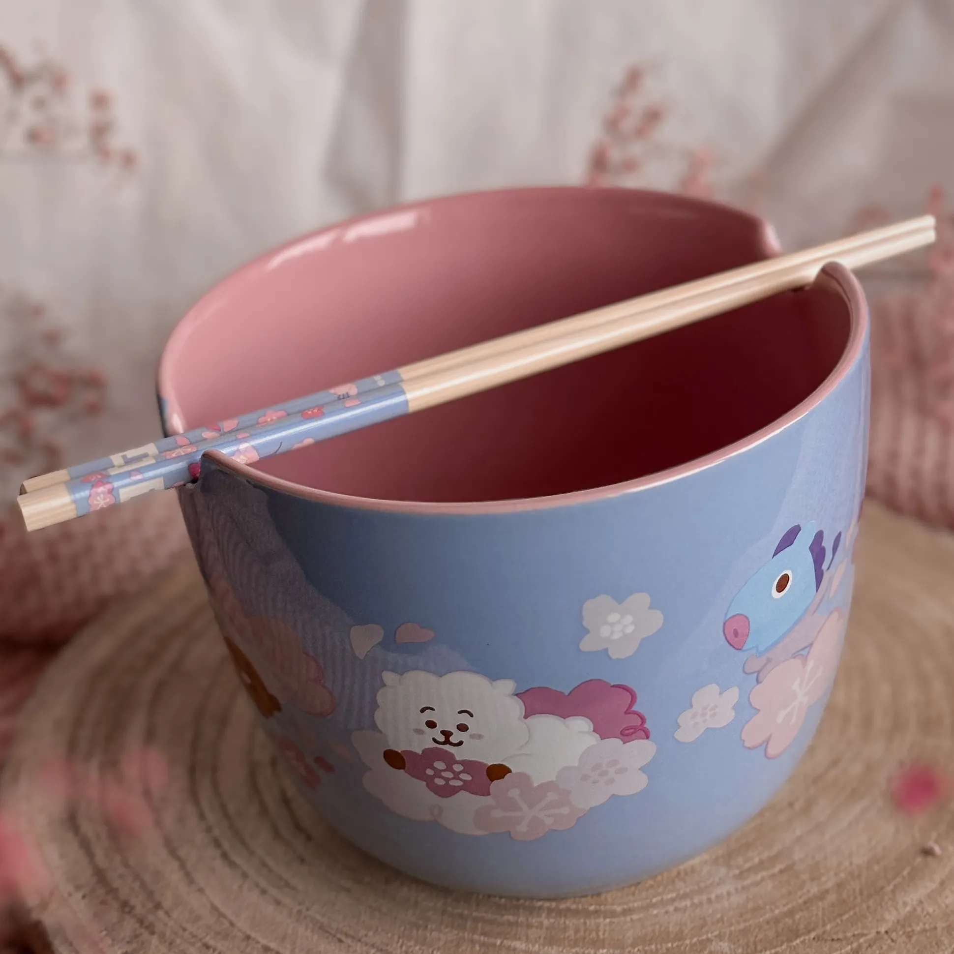 BT21 - Karakters Ramen Kom met Eetstokjes