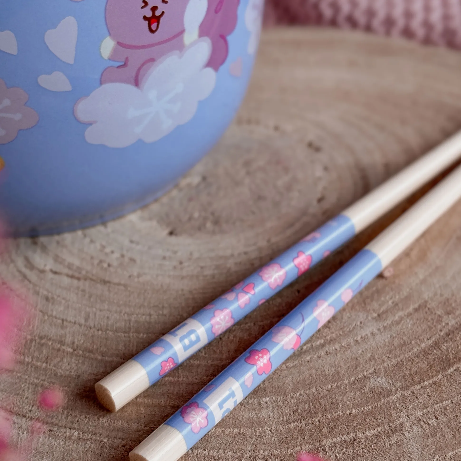 BT21 - Karakters Ramen Kom met Eetstokjes