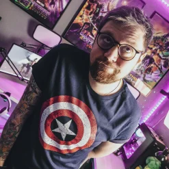 Captain America - Distressed Shield Logo T-Shirt Blauw