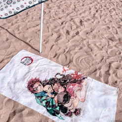 Demon Slayer - Nezuko en Tanjiro Kamado Strandhanddoek