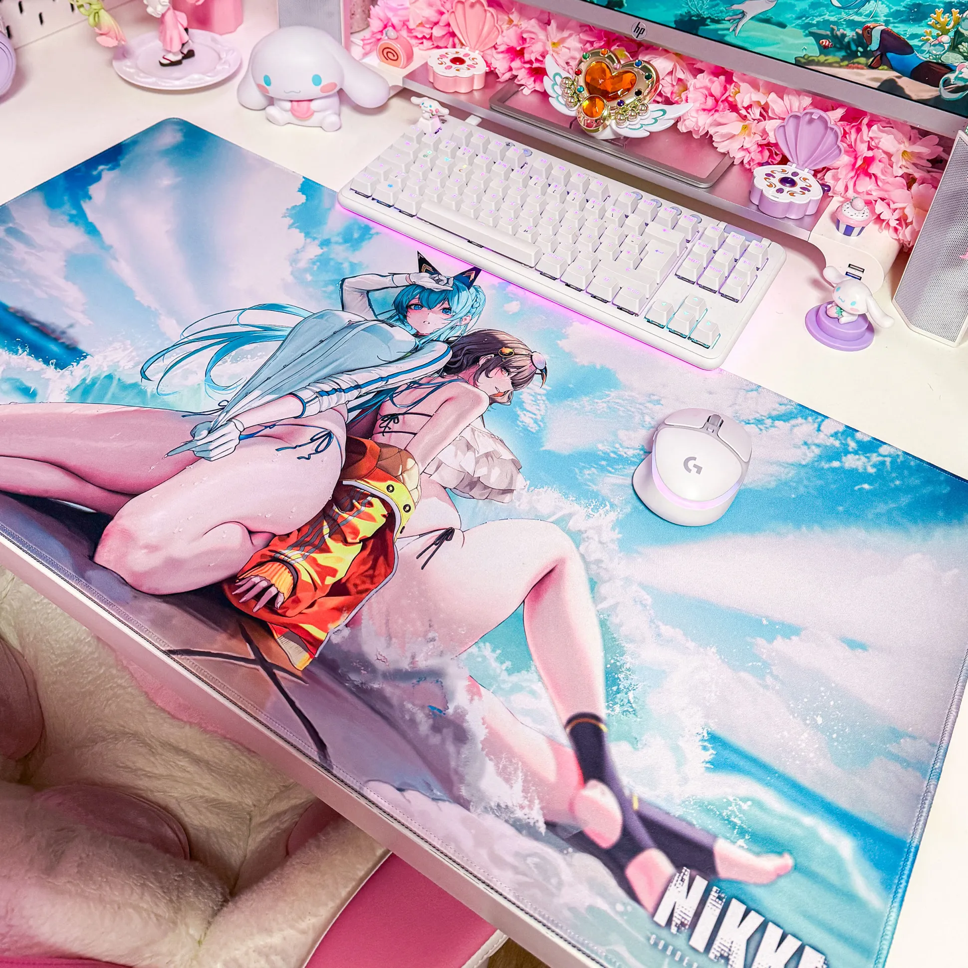 Godin van de Overwinning: Nikke - Helm & Anis Muismat