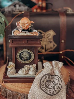 Gringotts Goblin - Harry Potter Magische Wezens Beeldje