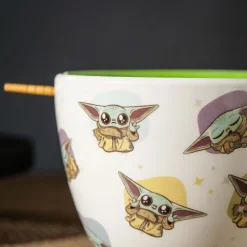 Grogu Ramenkom met Eetstokjes - Star Wars The Mandalorian