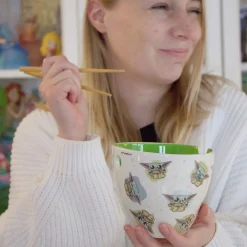 Grogu Ramenkom met Eetstokjes - Star Wars The Mandalorian