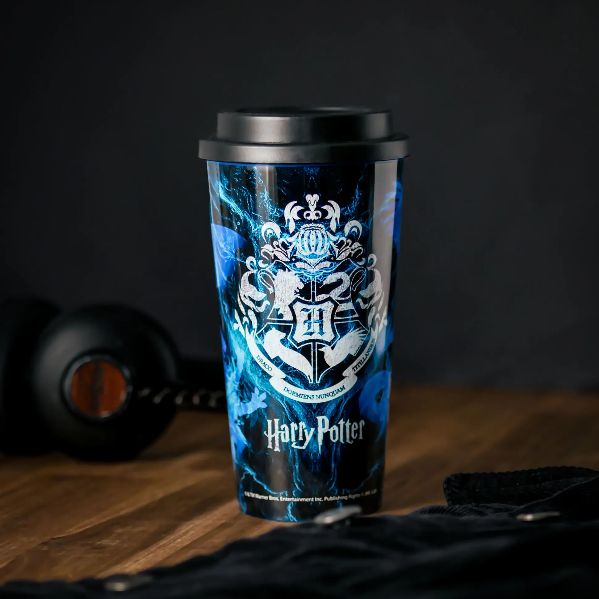 Harry Potter - Hogwarts Wapen Logo To Go Beker
