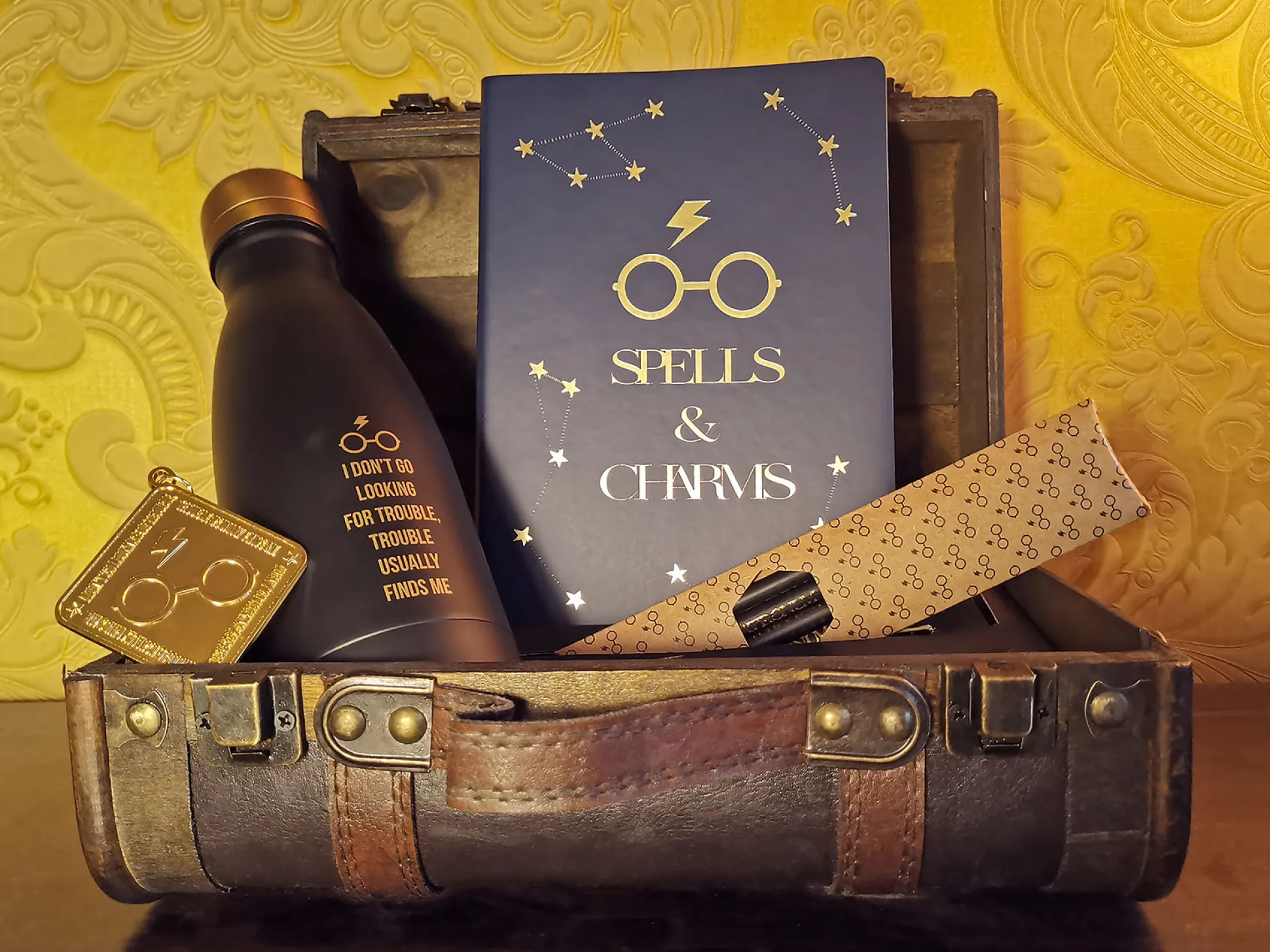 Harry Potter - Trouble Finds Me Premium Geschenkset