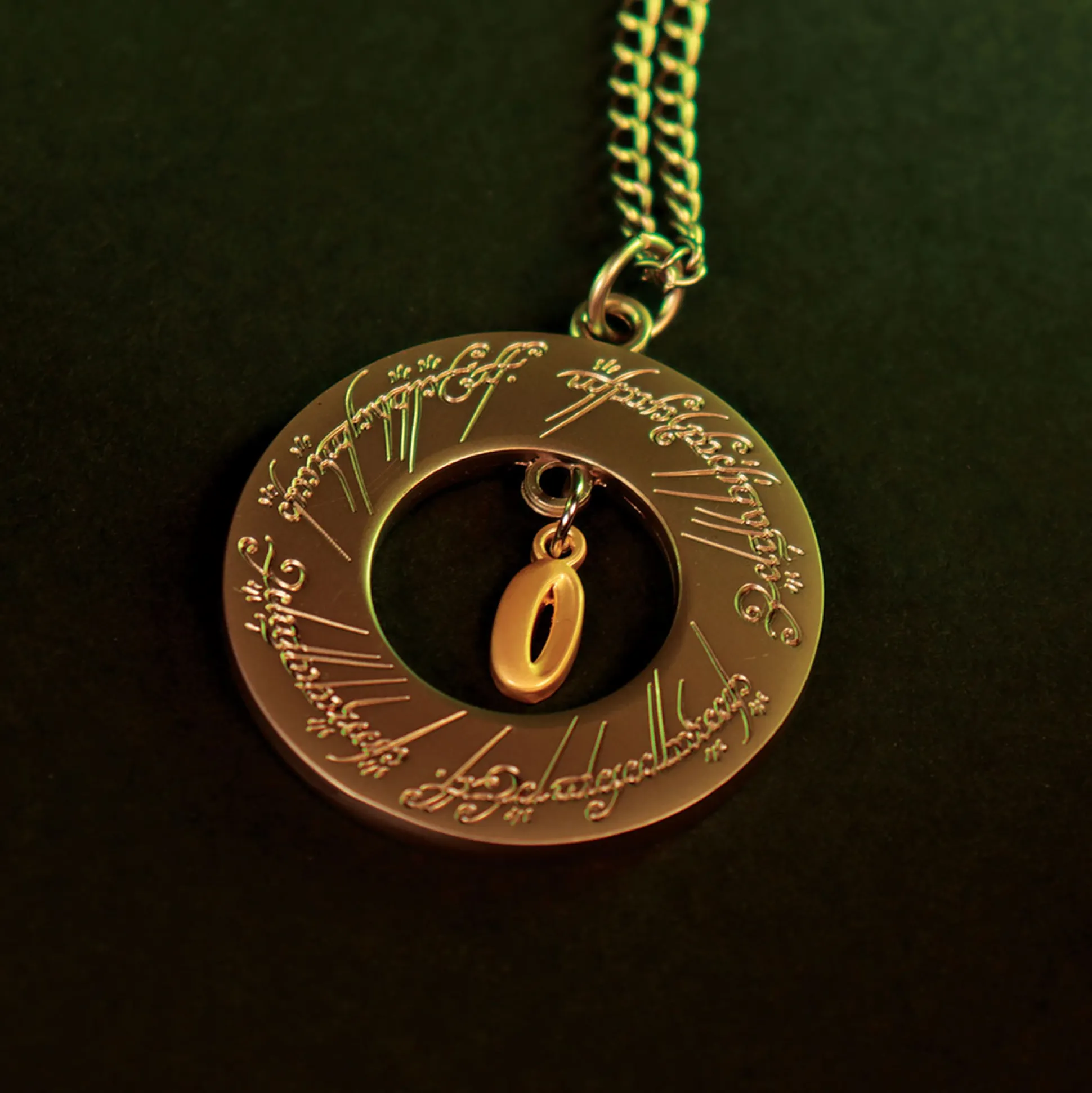 In de Ban van de Ring - De Ene Ring aan Ketting Limited Edition