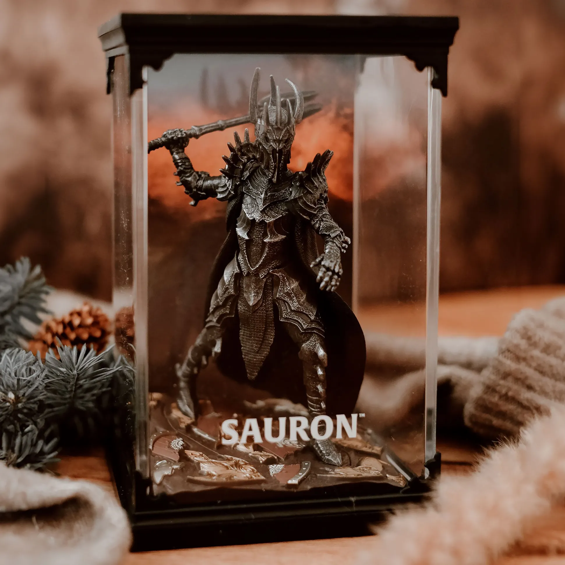 In de Ban van de Ring - Sauron Diorama Figuur