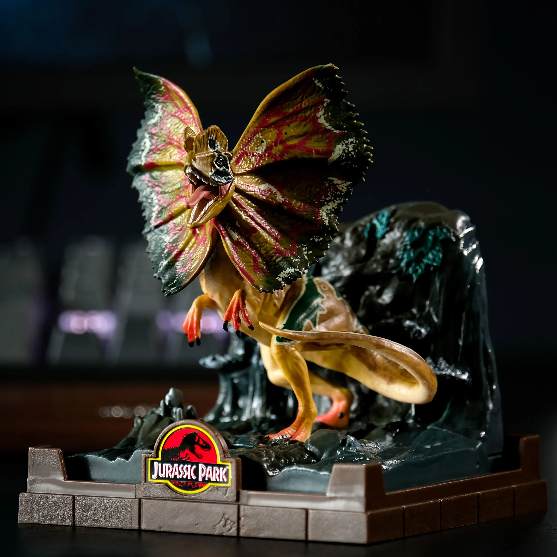 Jurassic Park - Dilophosaurus Figuur