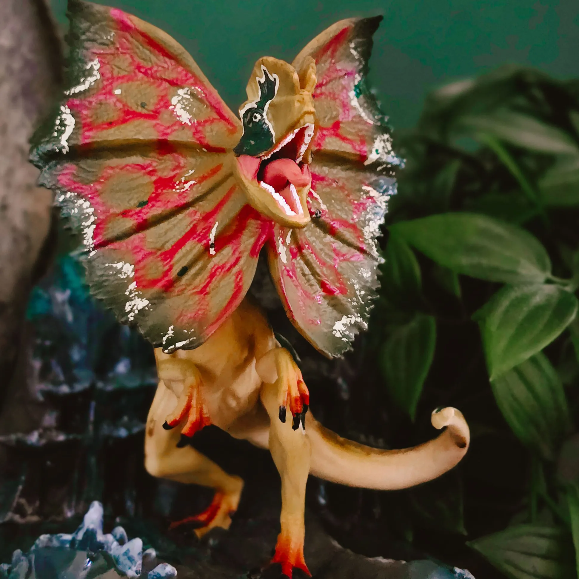 Jurassic Park - Dilophosaurus Figuur