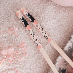 Kiki's Bezorgservice - Jiji Roze Eetstokjes