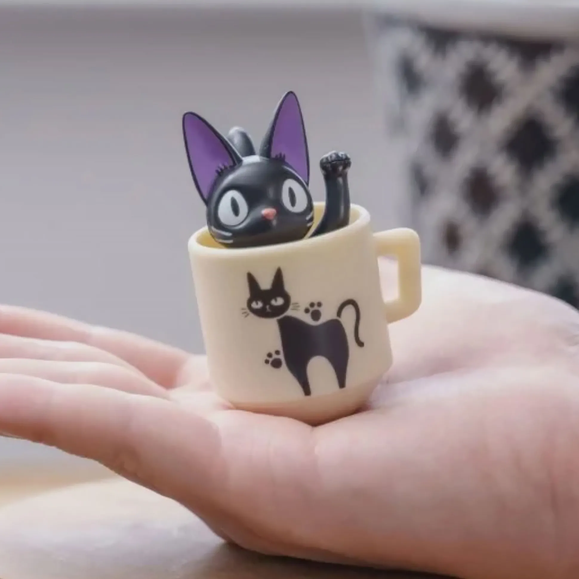 Kiki's Bezorgservice - Jiji in Kopje Tuimelaar Figuur