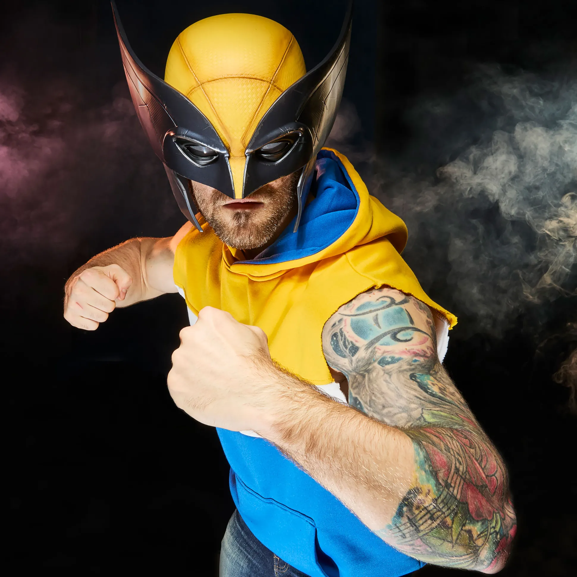 Marvel - Wolverine Premium Helm Replica