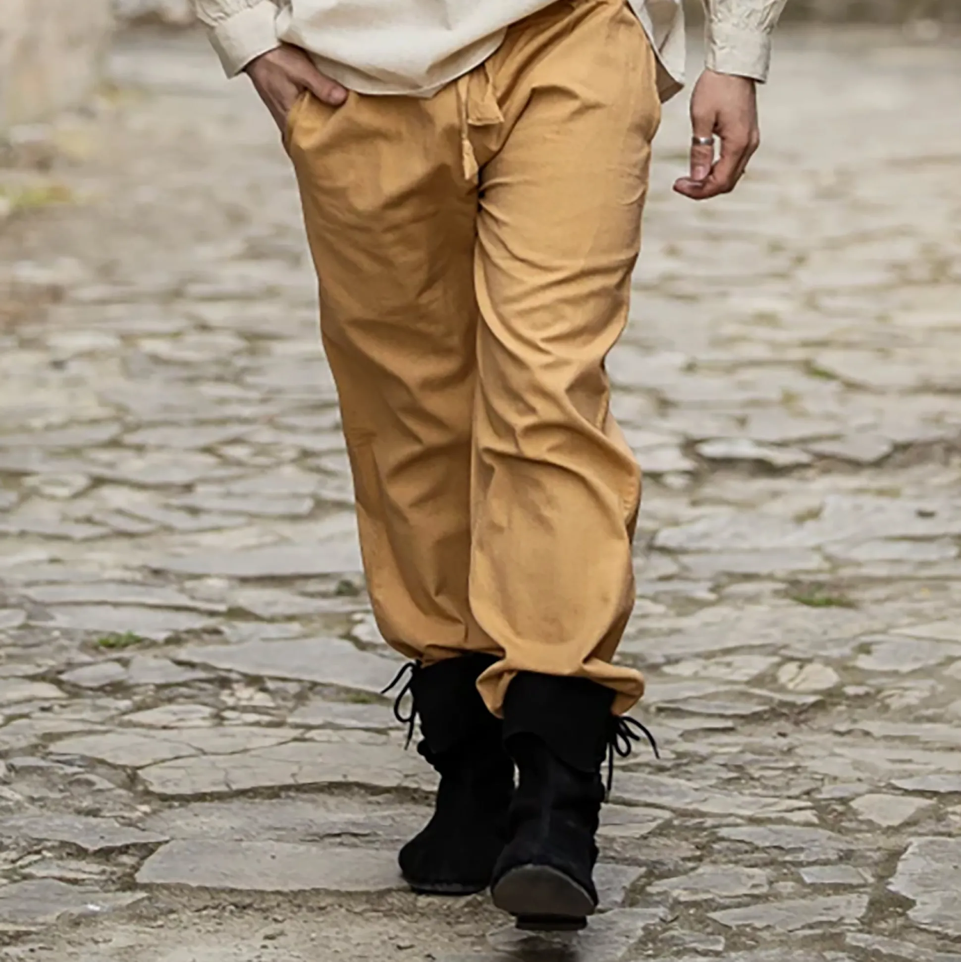 Middeleeuwse Broek Veit Lichtbruin