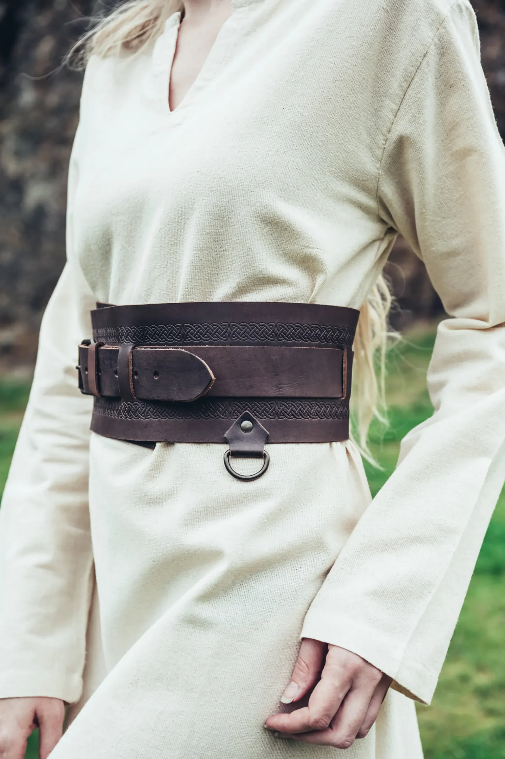 Middeleeuwse Onderjurk Valdis beige