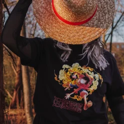 One Piece - Luffy Aanval T-Shirt Zwart