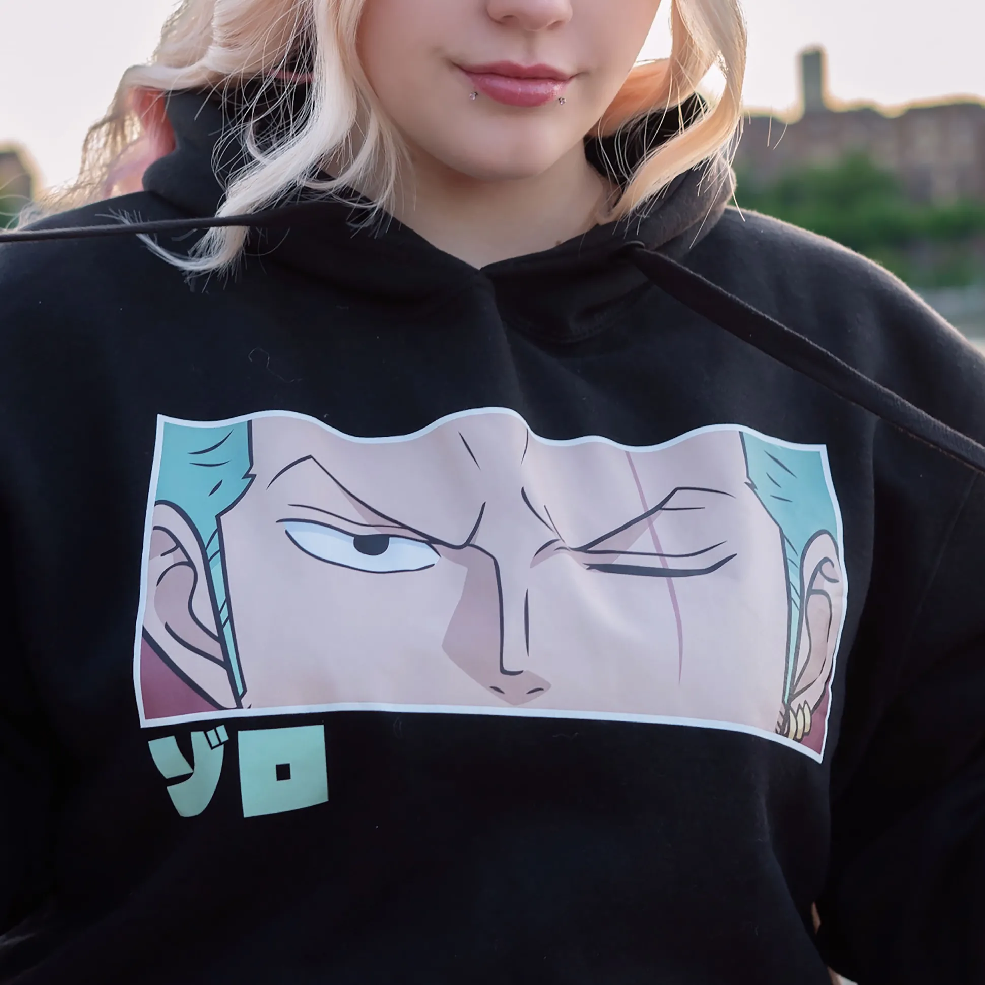 One Piece - Zoro Eyes Hoodie zwart