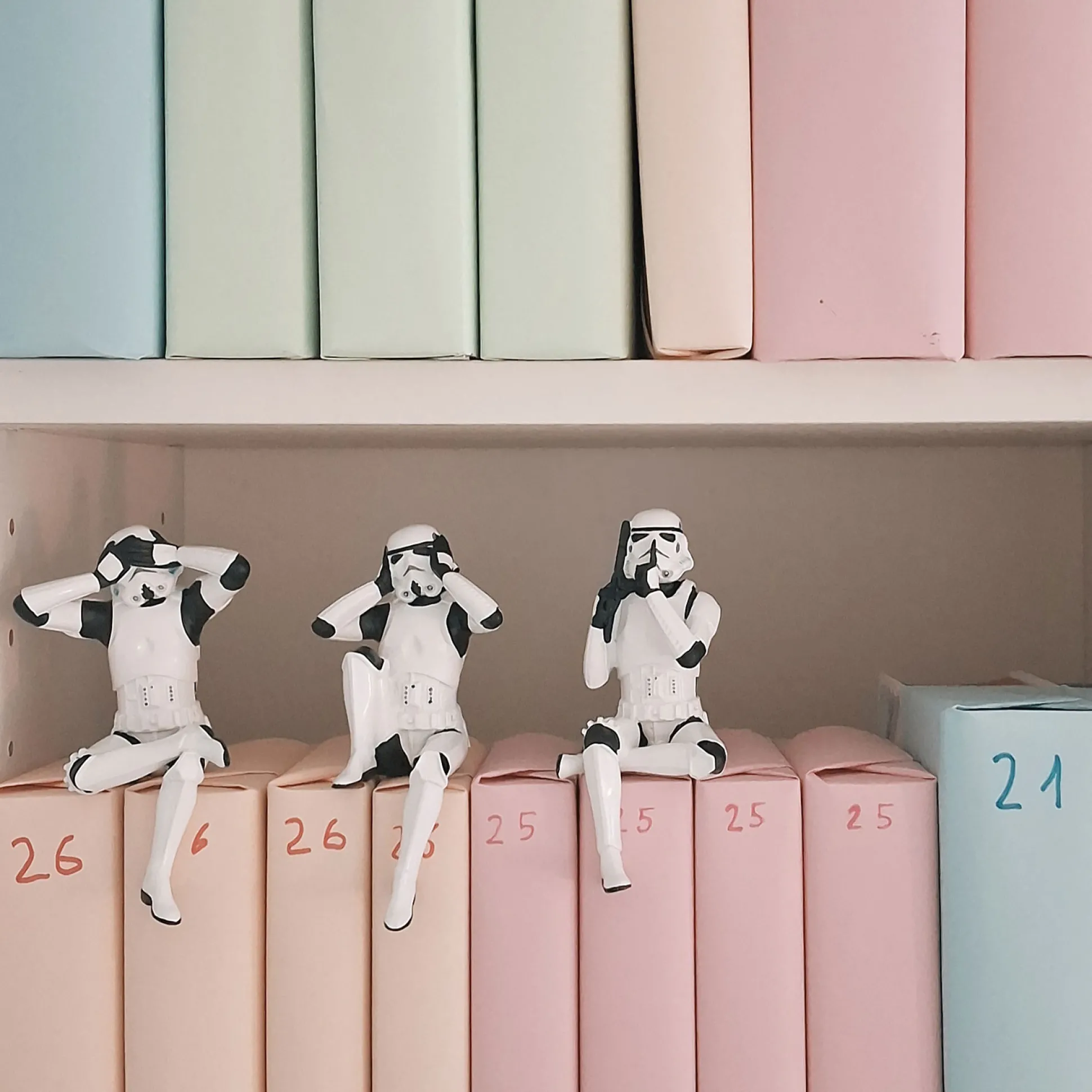 Original Stormtrooper Don't See Hear Speak Figuren Set Zittend