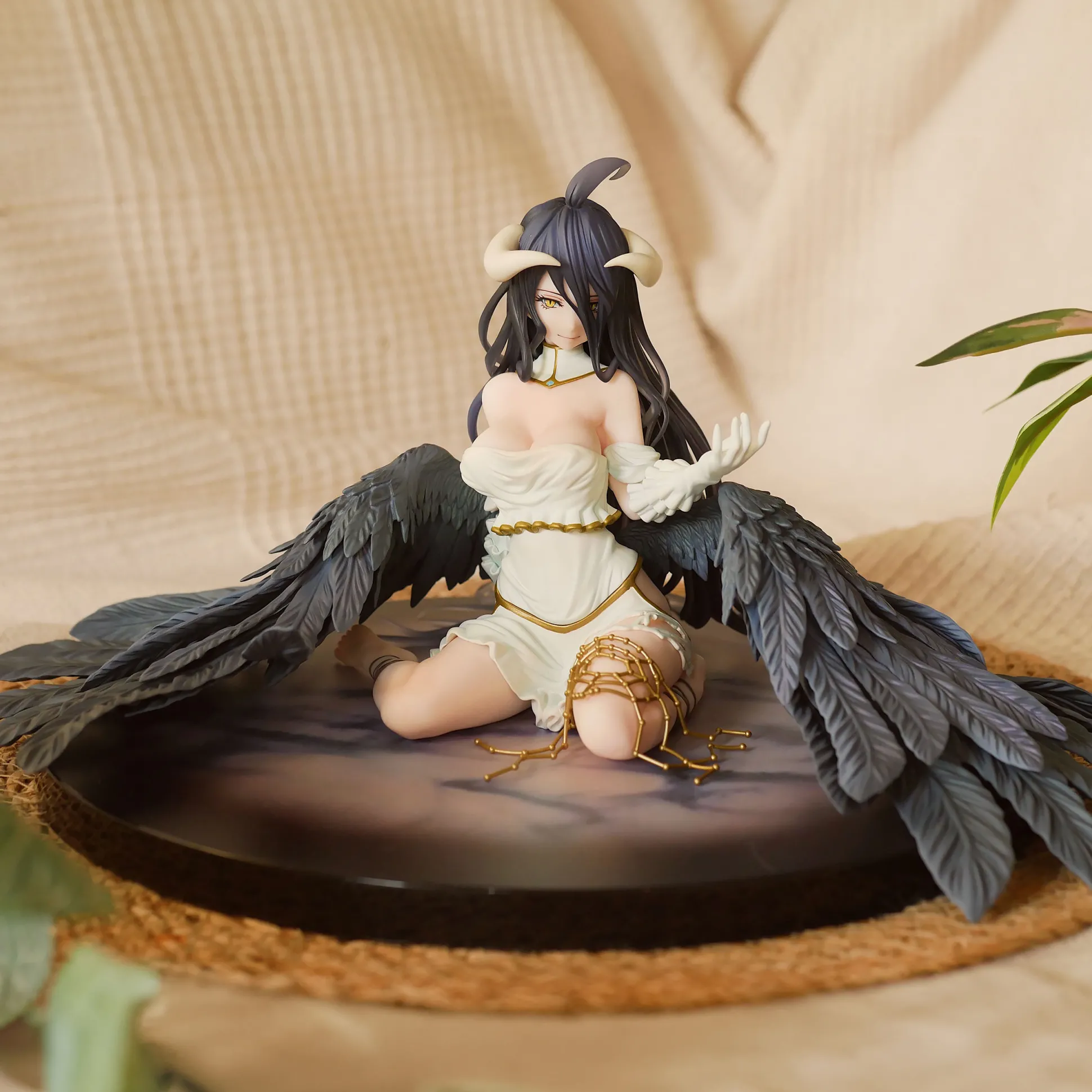 Overlord - Albedo 1:7 Beeld