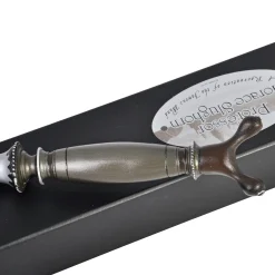 Professor Slughorn Toverstok - Character Edition