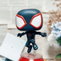 Spider-Man: Across The Spider-Verse - Spider-Man Funko Pop Wobbelhoofdfiguur