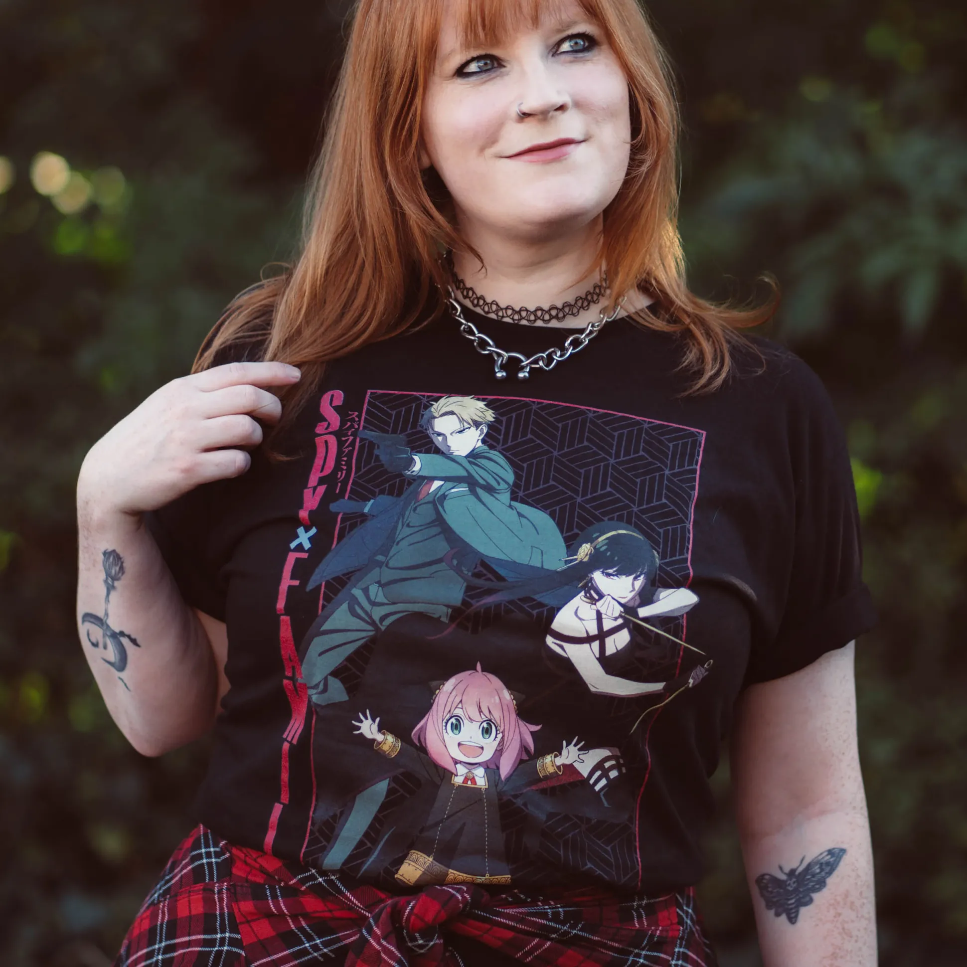 Spy x Family - In To Action T-shirt zwart