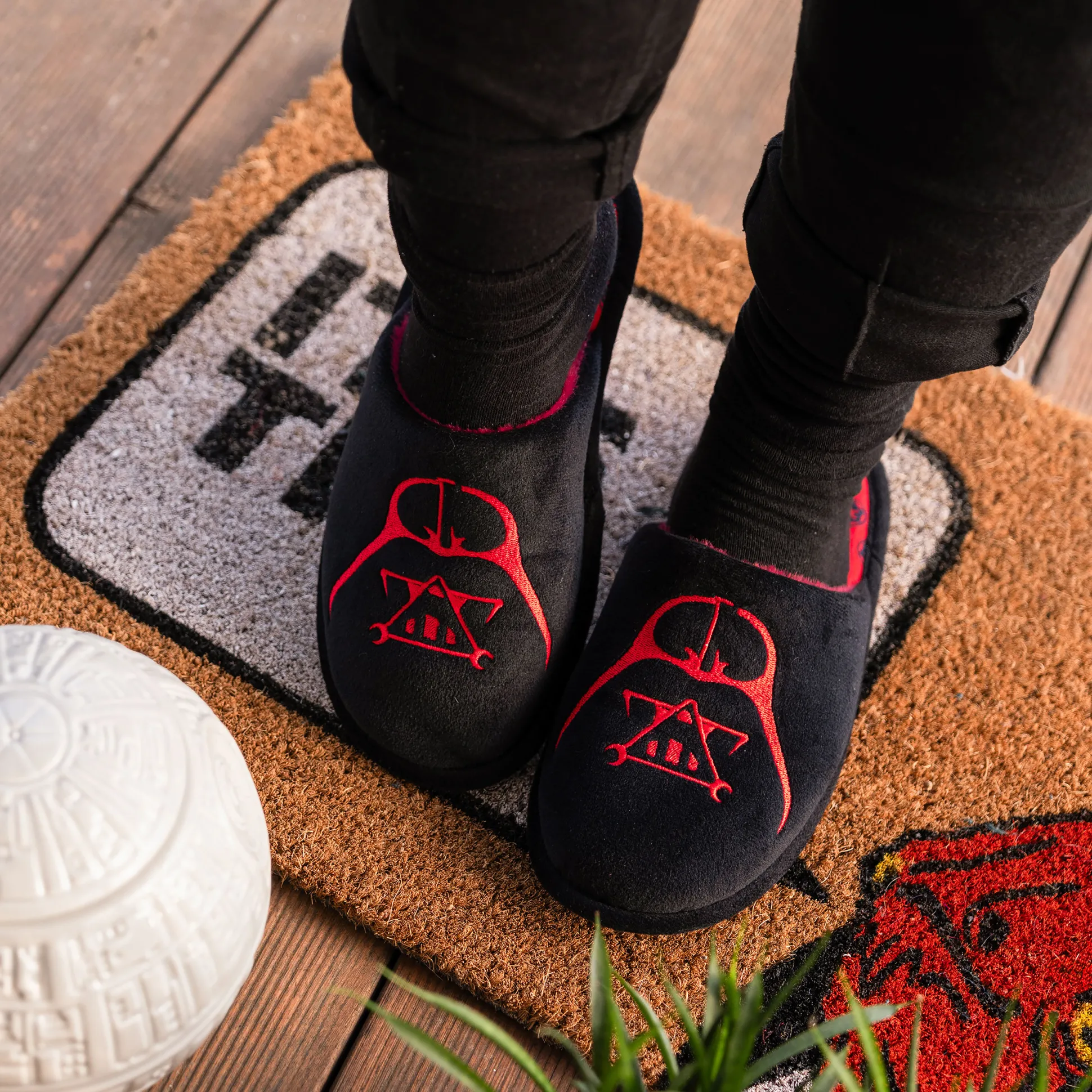 Star Wars - Darth Vader Pantoffels Zwart-Rood