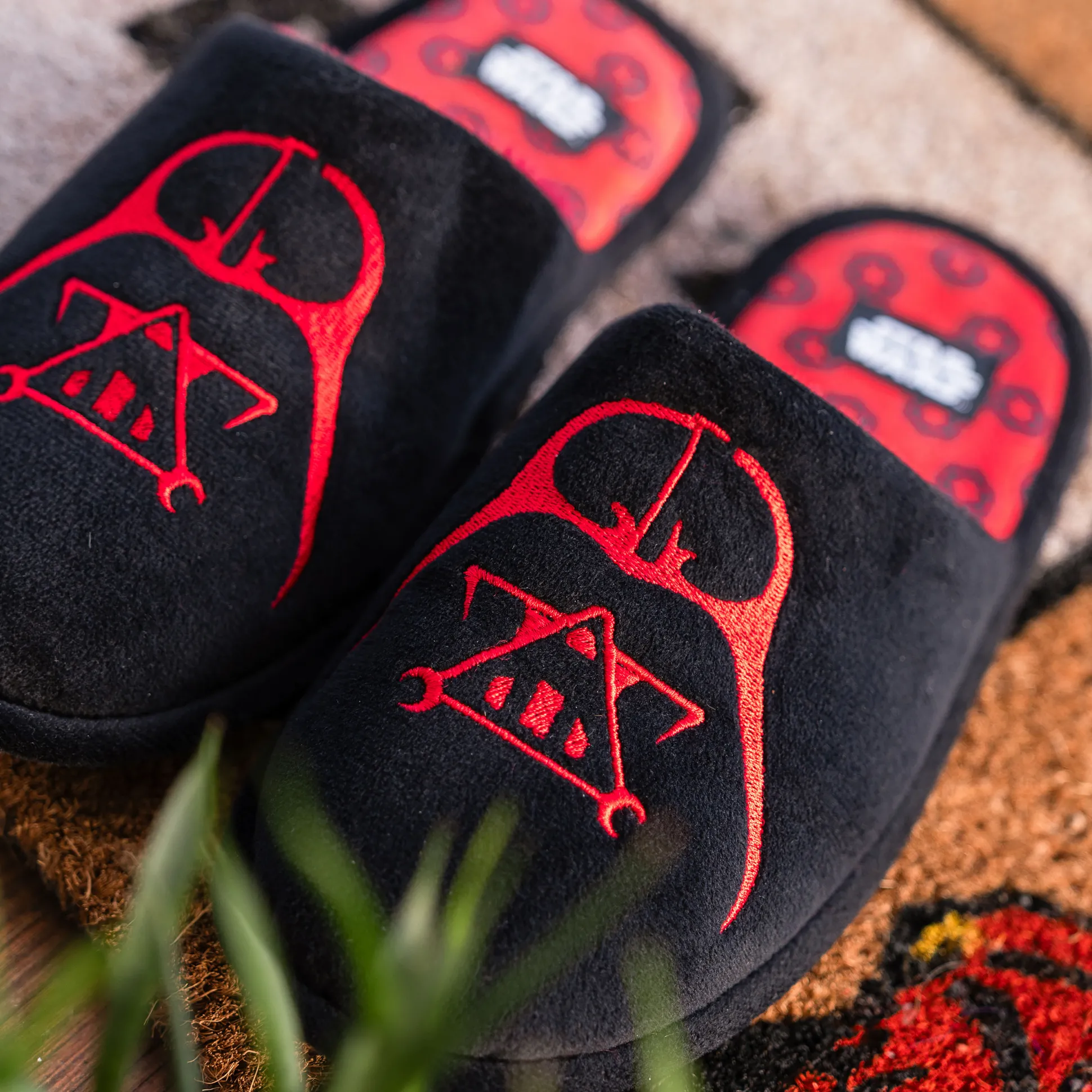 Star Wars - Darth Vader Pantoffels Zwart-Rood