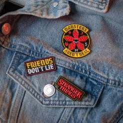 Stranger Things - Friends Pins set van 3