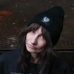 Stranger Things - Hellfire Club muts met schedellogo