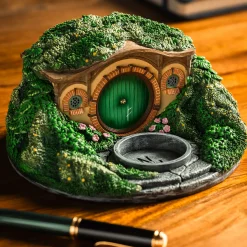 The Lord of the Rings - Hobbithol De Gouw diorama theelichthouder