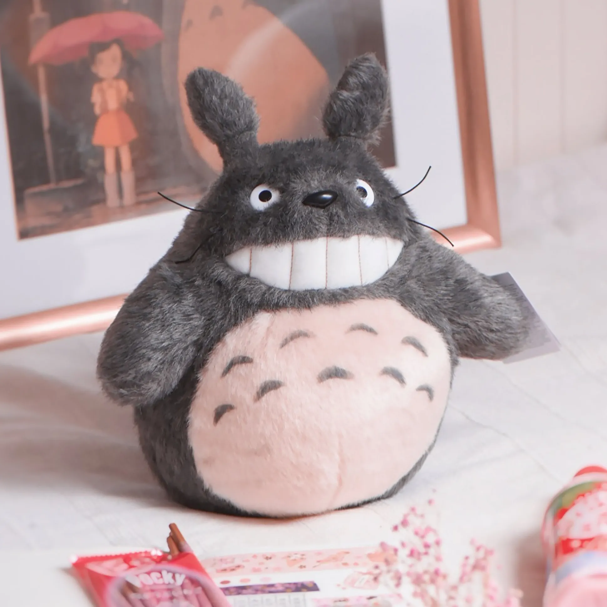 Totoro - Glimlachend Pluche Figuur Grijs