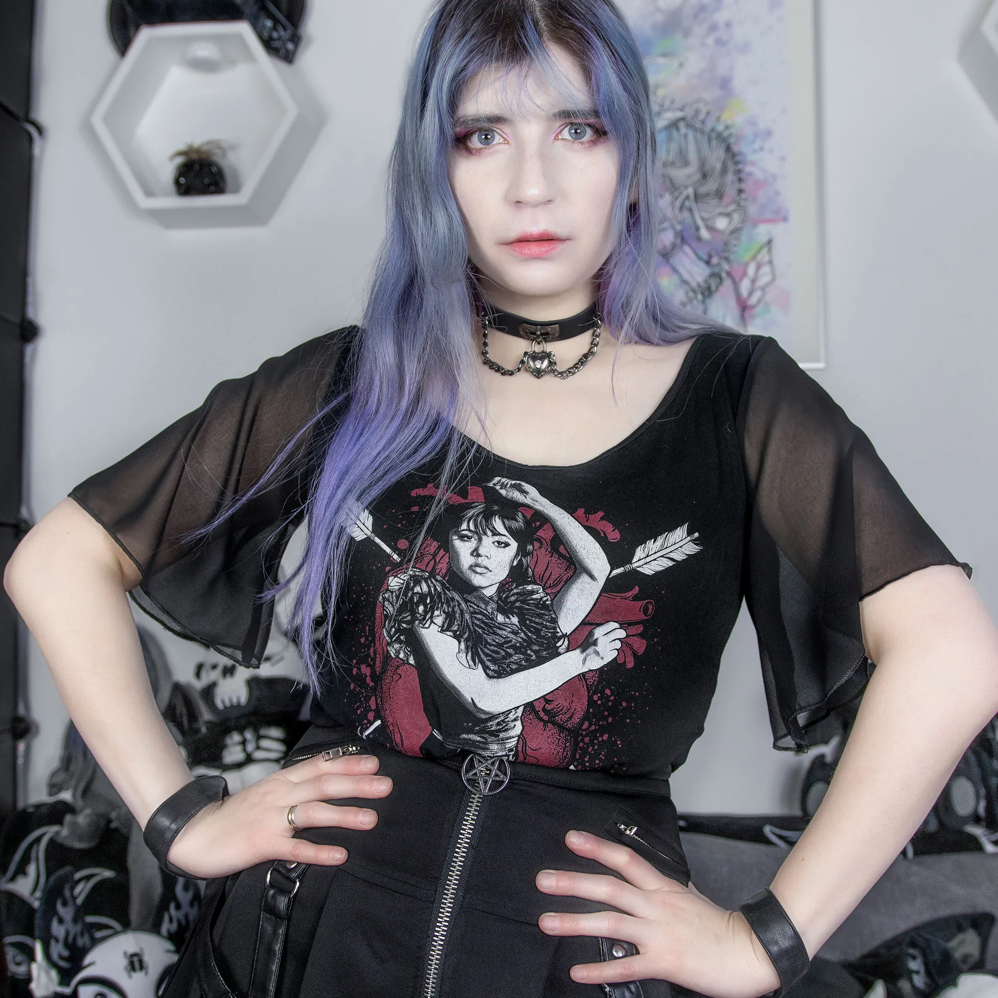 Wednesday - Macabere Liefde T-shirt met Vlindermouwen