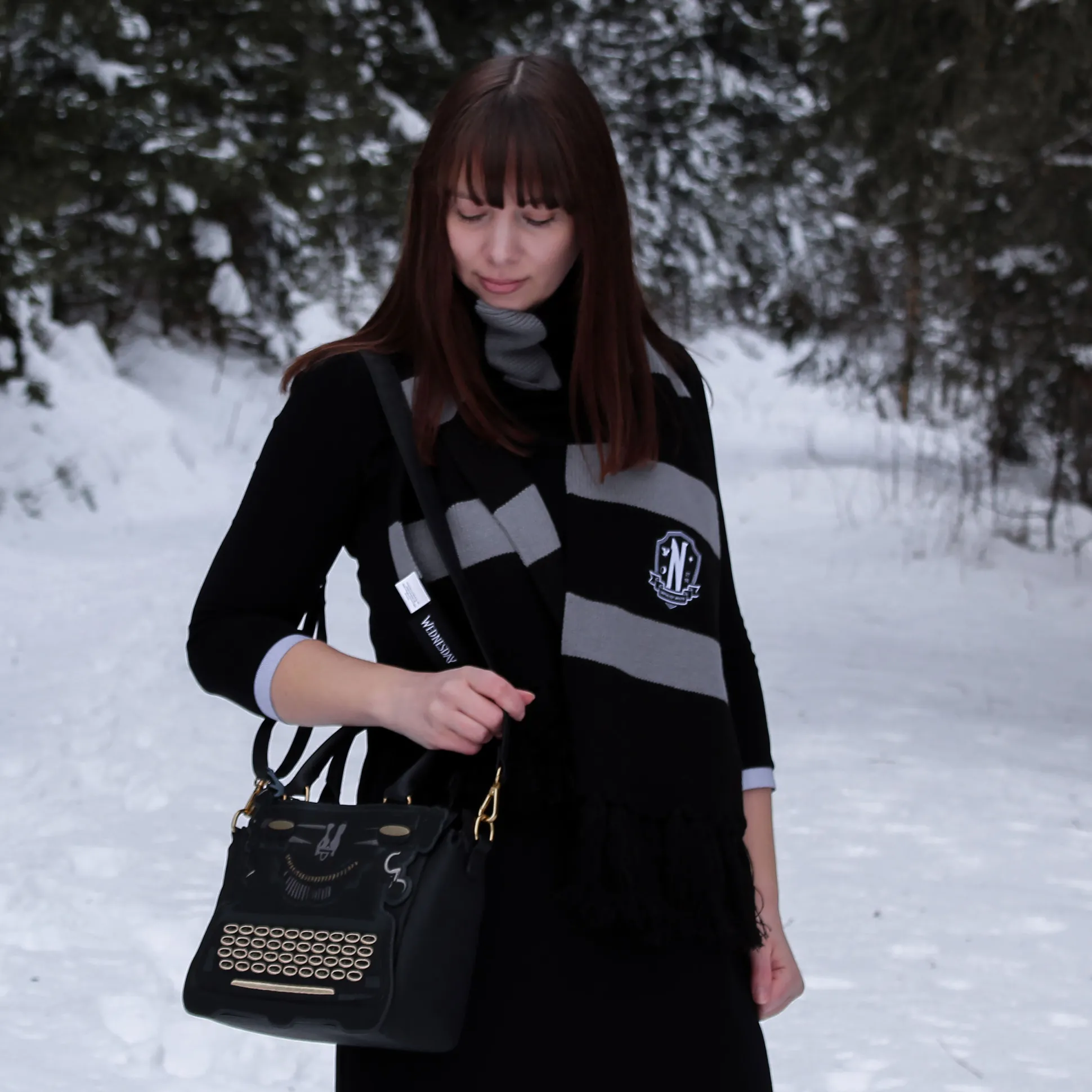 Wednesday - Nevermore Academy Sjaal