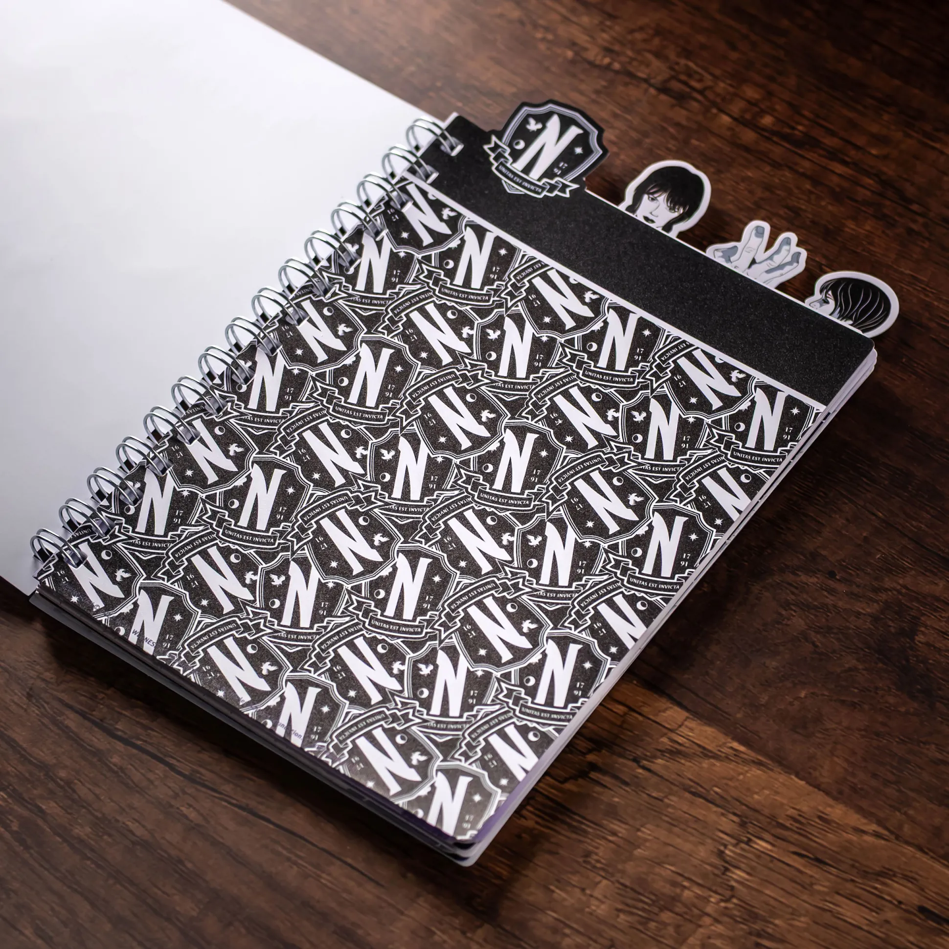 Wednesday - Spiraalnotitieboek met tabbladen