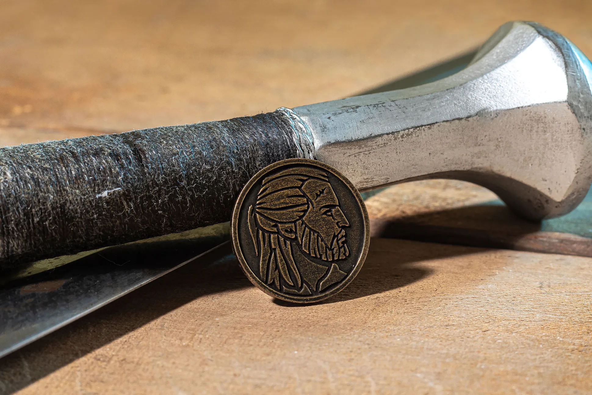 Witcher - Geralt RPG Dobbelset 7-delig met Wolf Verzamelmunt